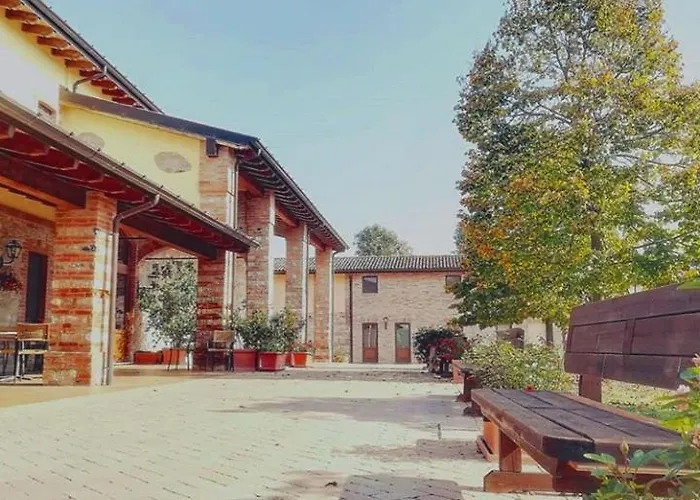 Ama Alloggio per agriturismo Vigolzone